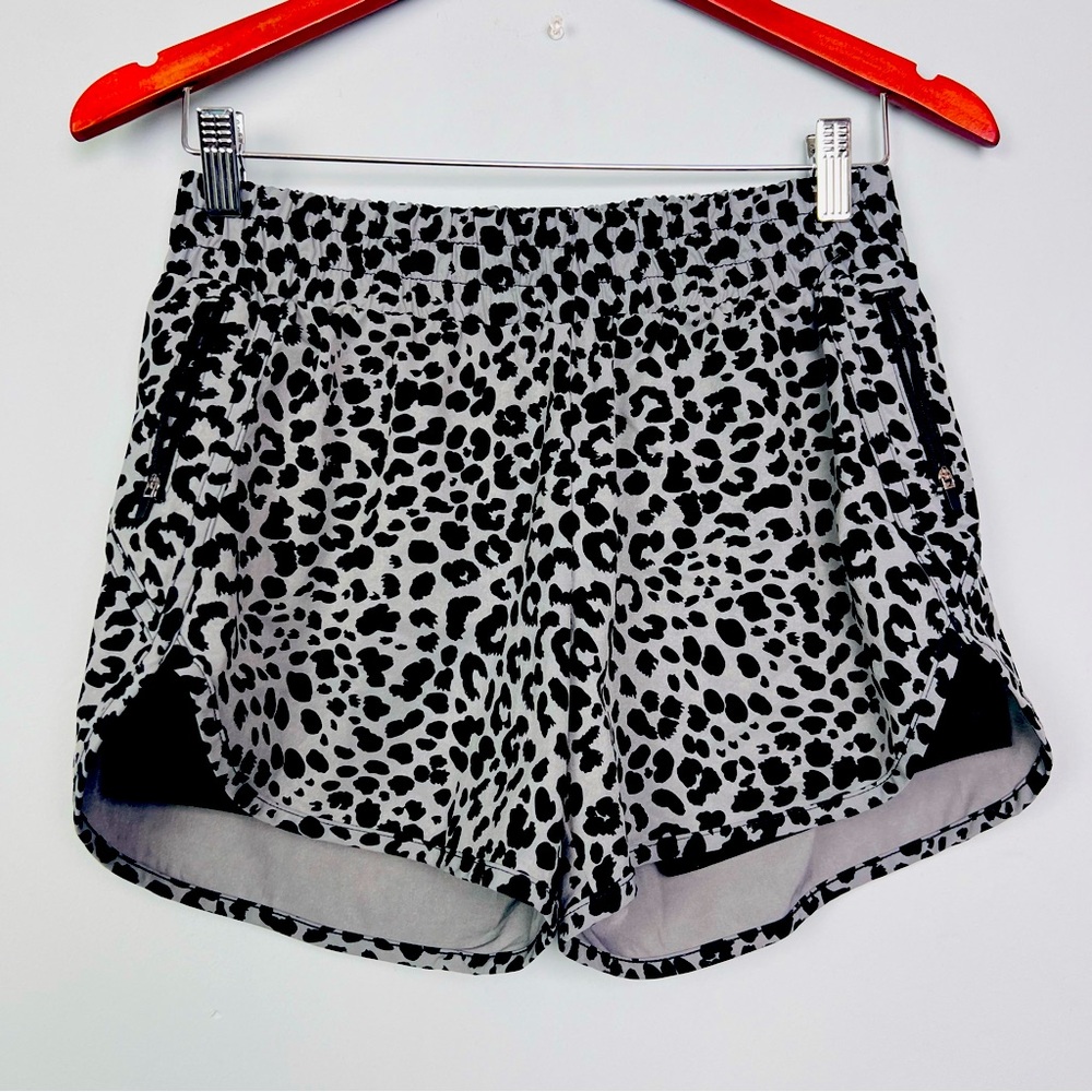 Avia Black Animal Print Athletic Short Women Size 4/6 sm gray/black color